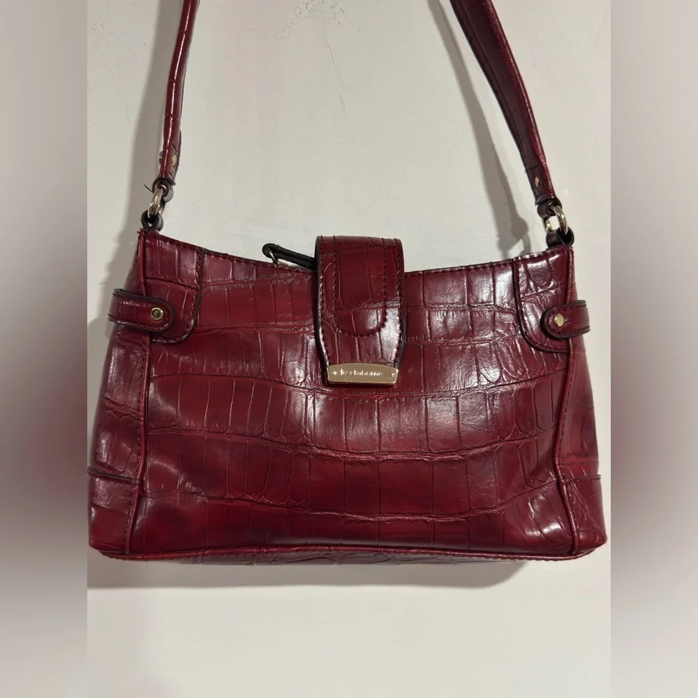 Liz Claiborne Vintage Cherry Red Croc-Embossed Shoulder Handbag